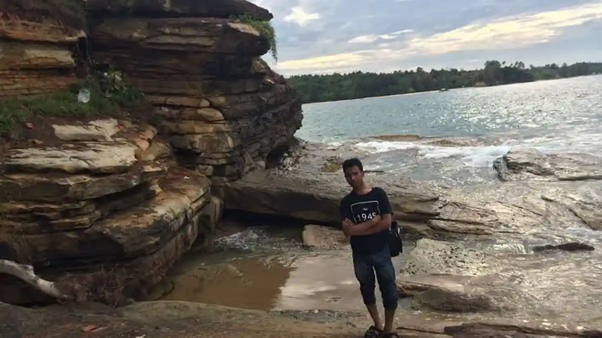 Pantai Lhok Kruet Aceh Jaya, Indahnya Karang di Tengah Lautan