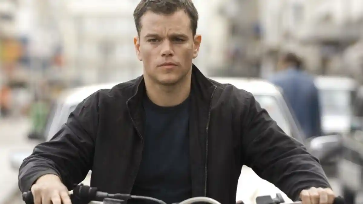 Tips Gaya Rambut Pria - Sehari-hari Naik Motor, Bro? Lihat 3 Style Haircut yang Bisa Jadi Referensi