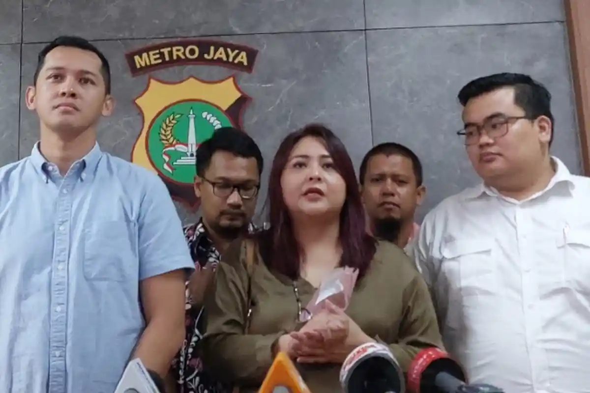 Iko Uwais Diduga Memukul Orang hingga Dilaporkan ke Polisi, Audy Item: Suami Saya Hanya Membela Diri