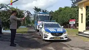Kapolres-Ende-melepas-petinju-amatir.jpg