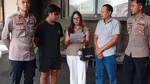 Cindy-Laurenza-27-pemilik-paket-slice-beef-dalam-kemasan-kotak-stagung.jpg