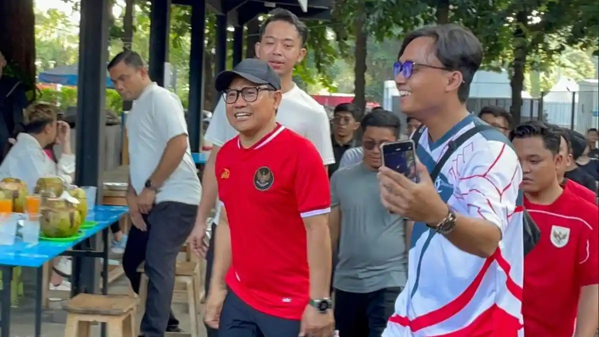 Lari Pagi Bareng Aktivis Kampus di GBK, Menko Muhaimin Singgung Biaya Kesehatan