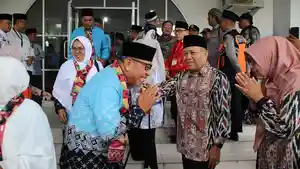 Juli-Suryadi-Burdadi-43tdfgd.jpg