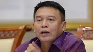 Anggota-DPR-RI-dari-Fraksi-PDIP-TB-Hasanuddin-1.jpg