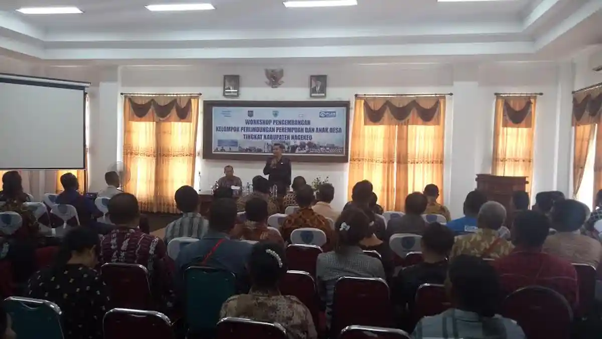 Bupati Don Imbau  Orang Tua Kendalikan Anak Saat Bermain Gadget