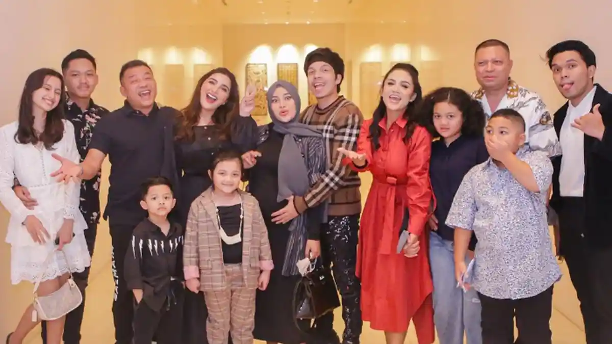 Atta & Aurel Rencanakan Liburan Bareng Keluarga Anang Hermansyah dan Raul Lemos: 'Mau ke Portugal?'