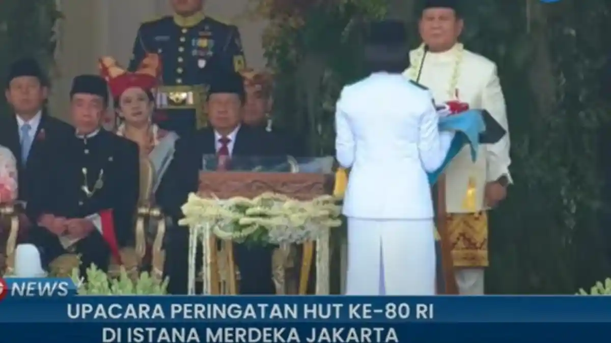 Momen SBY dan Jokowi  Hadir di Upacara HUT RI, Megawati Justru Absen
