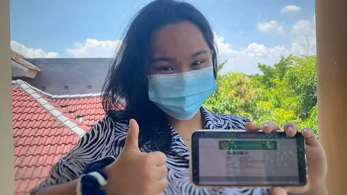 Aplikasi Mobile JKN Mudahkan Ayu Akses Layanan JKN-KIS Selama Masa Pandemi Covid-19