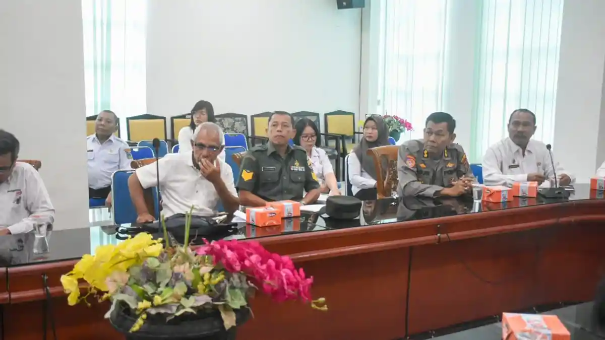 Kabag Ren Hadiri Raker Evaluasi Inflasi di Balai Kota