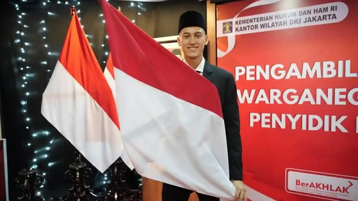 TANGGAPI Situasi Dalam Negeri, Pemain Timnas Jay Idzes Sebut Tetaplah Aman dan Saling Jaga 