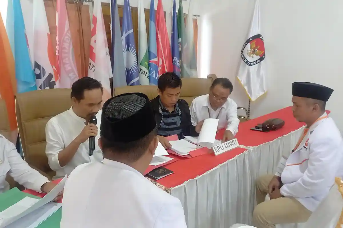 PKS Luwu Izinkan Calegnya Tandem Baliho, Usri: Asal Jangan Selingkuh dengan Partai Lain