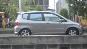 usaha-rental-motor-dan-mobil-di-diy-terimbas-kebijakan-larangan-mudik-pembatalan-armada-hingga-50.jpg