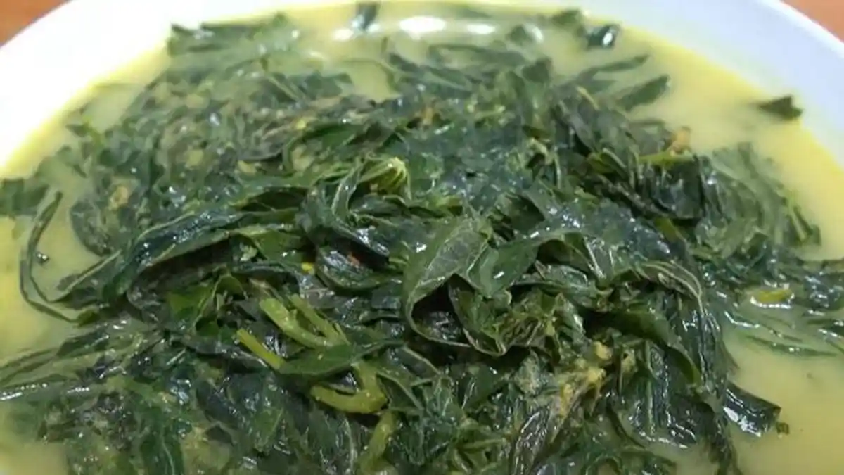 Resep Gulai Daun Singkong, Baking Soda Mempertahankan Warna Hijau