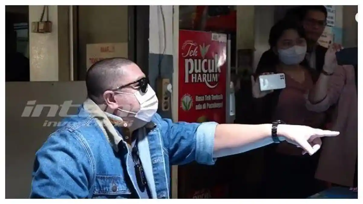 Pengacara Razman Arif Nasution Naik Pitam di Kopi Johny, hingga Bandingkan Perlakuan Hotman Paris