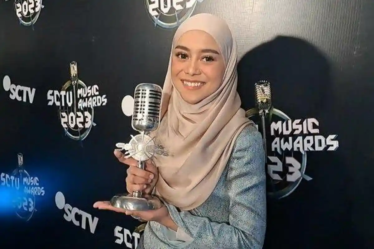 Raih 4 Piala Sekaligus dalam SCTV Music Awards 2023, Lesti Kejora Akui Ingin Segera Punya Album
