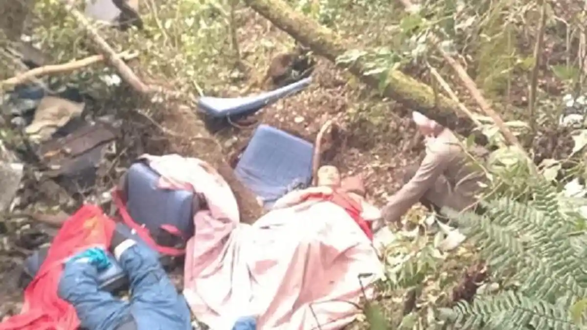 Empat Penumpang Helikopter Pembawa Kapolda Jambi Berhasil Dievakuasi