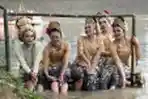 Festival Lumpur di Situ Sipatahunan Bandung