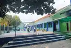 Trauma Masih Hantui Korban Dugaan Keracunan MBG di Cirebon