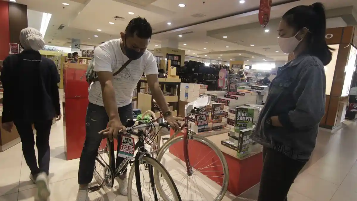 Peringati HUT-17 M&C, Gramedia Big Mall Samarinda Beri Diskon 30 Persen Tiap Pembelian Komik