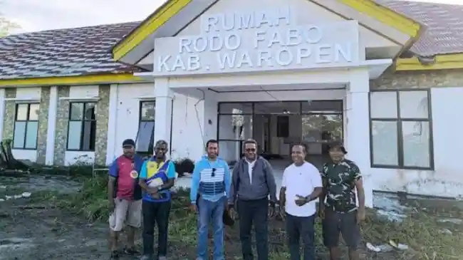 Di Waropen Papua Butuh 7 Jam Perjalanan untuk Penanganan Medis Layak, Warga Desak Pembangunan RS