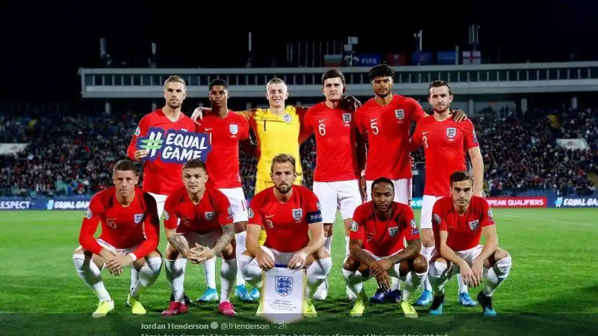 Kapten Bulgaria Turun Tangan Hadapi Fan Saat Pemain Timnas Inggris Dicaci