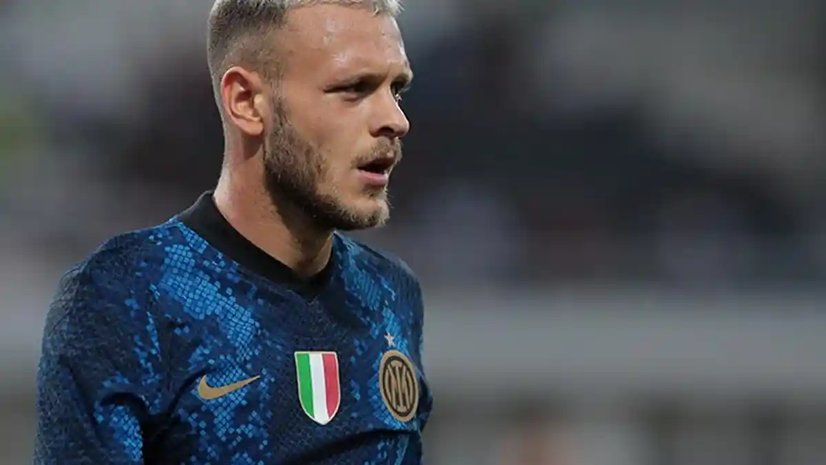 Manchester United Siap Berperang Dengan Real Madrid Untuk Tanda Tangan Dimarco