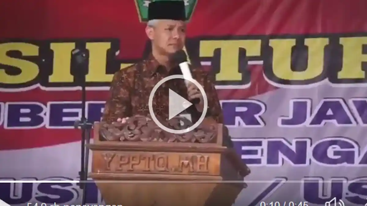 Viral, Ini Video Gubernur Ganjar Pranowo Seolah Gebrak-gebrak Podium