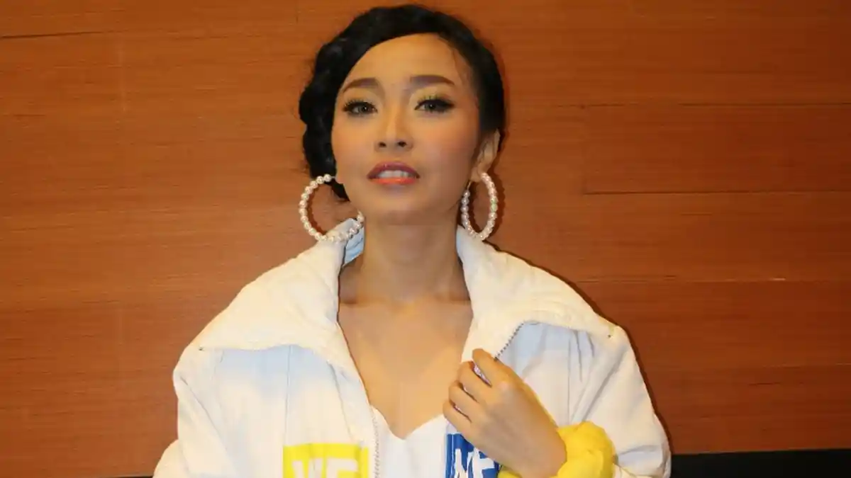 Banyak Musisi Jogja yang Keren, Rini Libatkan Mereka dalam Albumnya