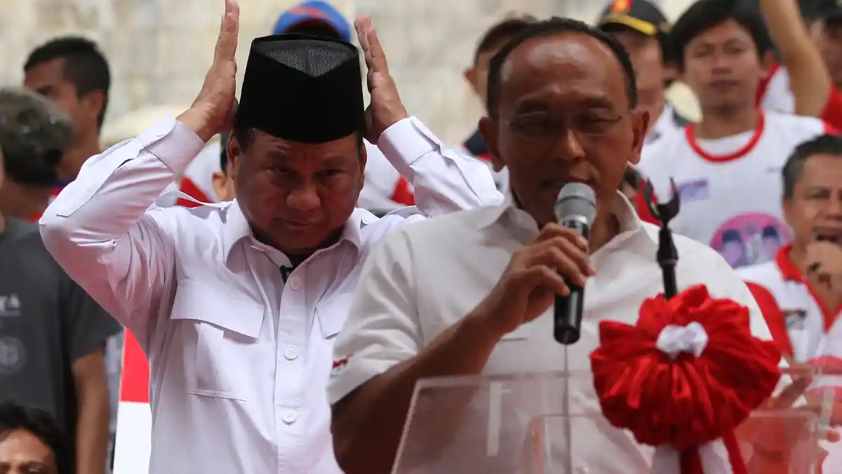 Suhardiman Berharap JK Ambil Alih Golkar