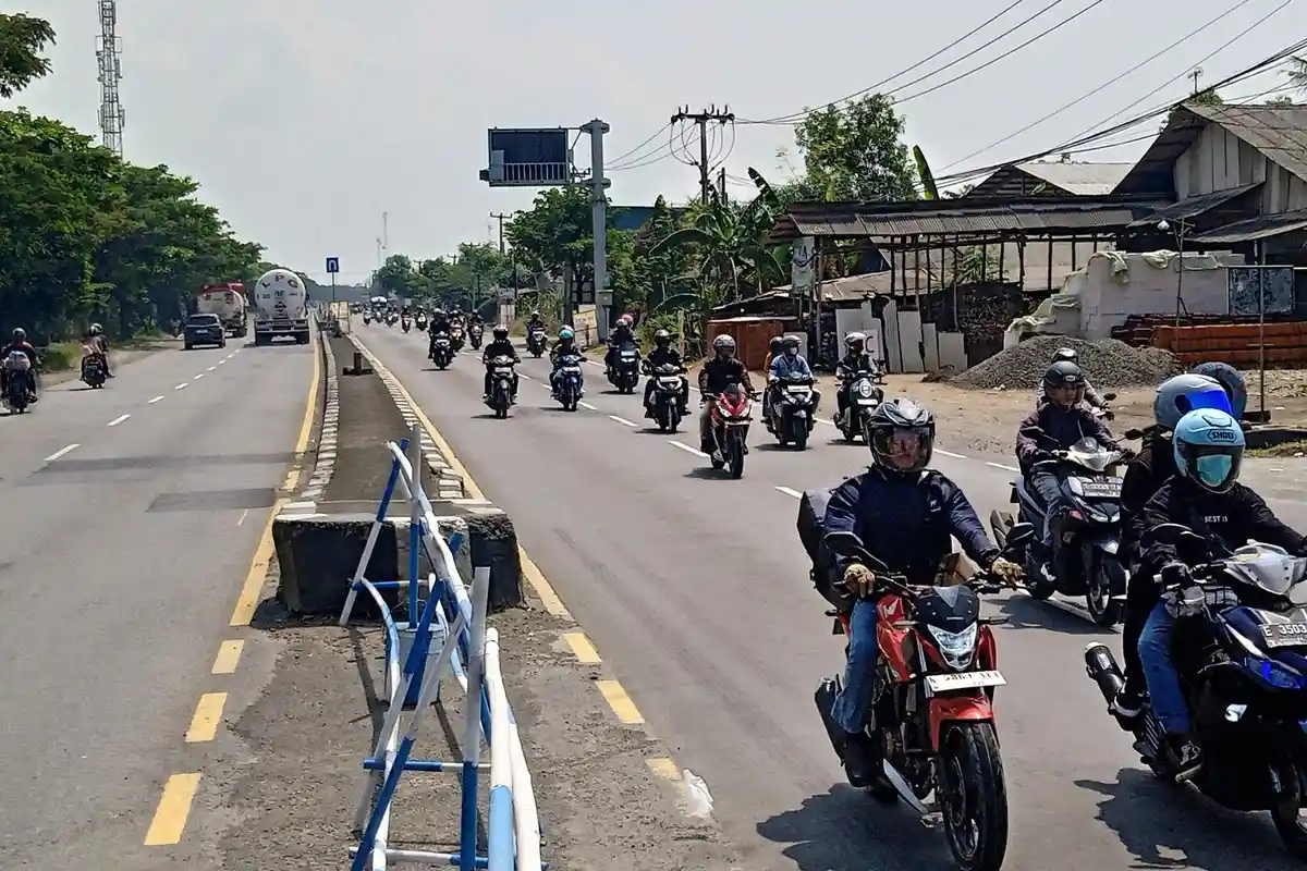 Jalur Pantura Indramayu di Dominasi Sepeda Motor, Pemudik Bisa Istirahat di Rest Area Pinggir Jalan
