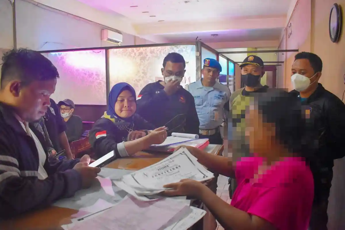 Satpol PP Surabaya Periksa Dugaan Pijat Plus-plus di Darmo Park, Temukan Terapis Tak Bersertifikat