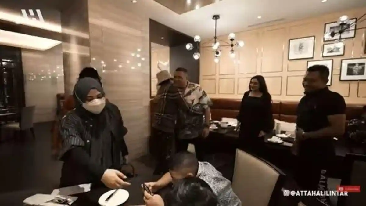 Azriel Bangga Raul Lemos dan Anang Hermansyah Akrab, Ashanty dan Krisdayati Kompak Urus Aurel