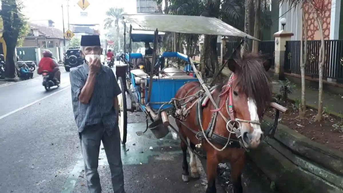 Kisah Mbah Simuh, 55 Tahun Bertahan Jadi Kusir Andong di Salatiga, Begini Kondisinya saat Pandemi