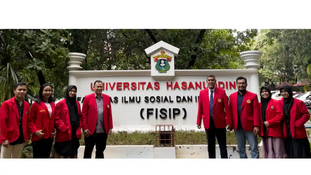 Teliti Suku Tobalo, 5 Mahasiswa FISIP Unhas Lolos ke Pimnas di Kampus USU