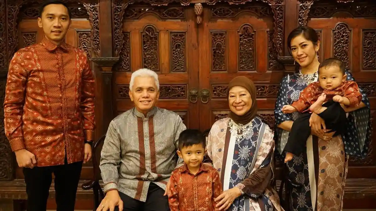 Usai Bergaya Gokil Ikut Mannequin Challenge, Hatta Rajasa Kini Buat Akun Instagram, Kekinian!