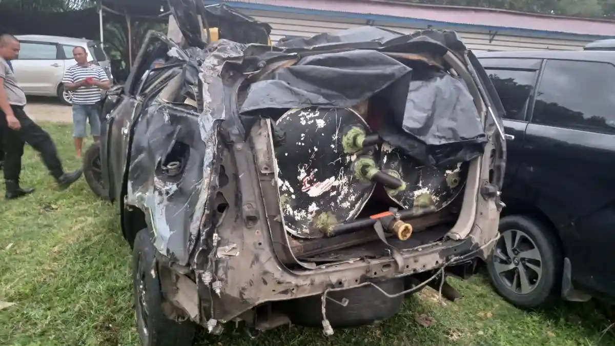 Mobil Innova yang Terjun ke Jurang Gunung Geurutee Berhasil Diderek ke Atas, Ditemukan Dua Drum