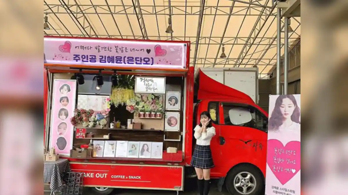 Ini Transformasi Wajah Kim Hye Yoon, Sudah Cantik Sejak Kecil