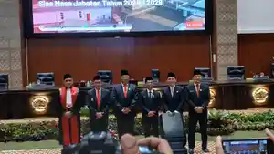 Pelantikan-dprd-banyumas-agus-priyanggodo.jpg