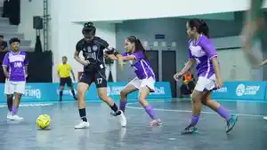 JUARA-Pemain-tim-Futsal-Putri-Universitas-Negeri-Yogyakarta.jpg