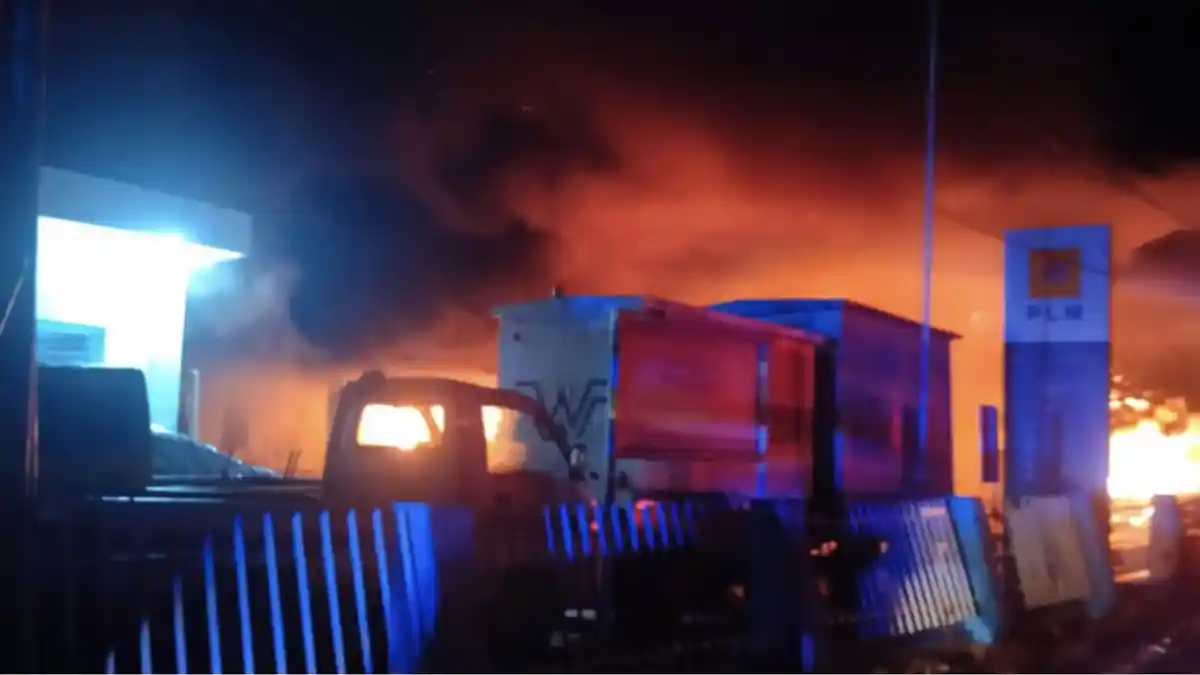 Populer Sumbar: Kantor Unit PLN Balai Selasa Terbakar dan Hari Jadi ke-73 Kabupaten Sijunjung