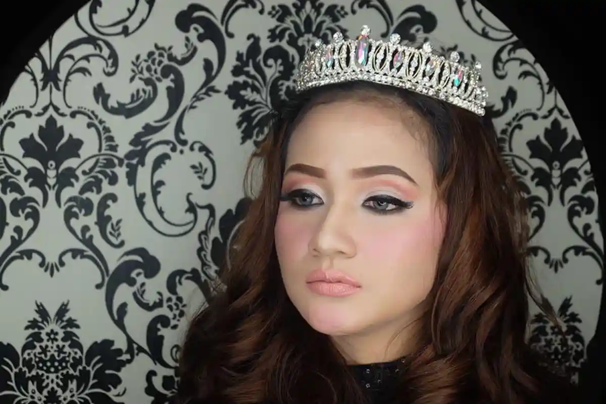 Cantik Natural dengan Make Up Barbie, Ini Panduannya untuk Kulit Putih dan Gelap