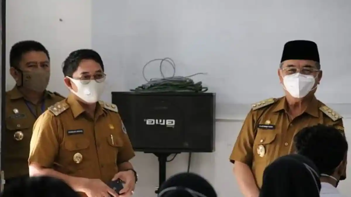 Bupati HSS Pantau Seleksi  CPNS, Berharap Hasilkan ASN terbaik