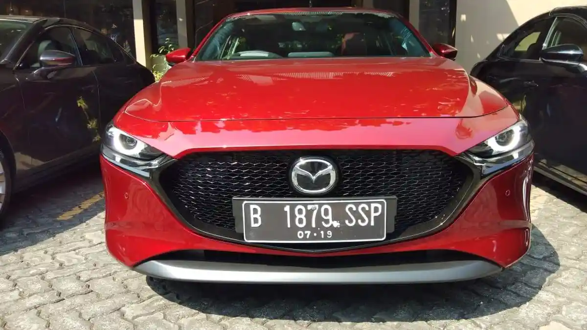 Kenyamanan Mobil Premium Hadir di All New Mazda 3