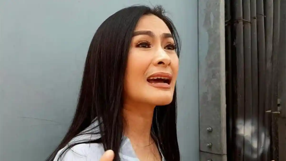 Iis Dahlia Geram Saat Netizen Sebut Hartanya Hasil Suap Dirut Garuda