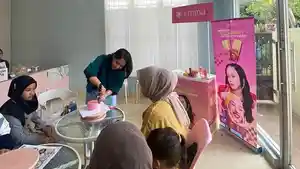 Emina-Beauty-berkolaborasi-dengan-La-Piera-Pat.jpg