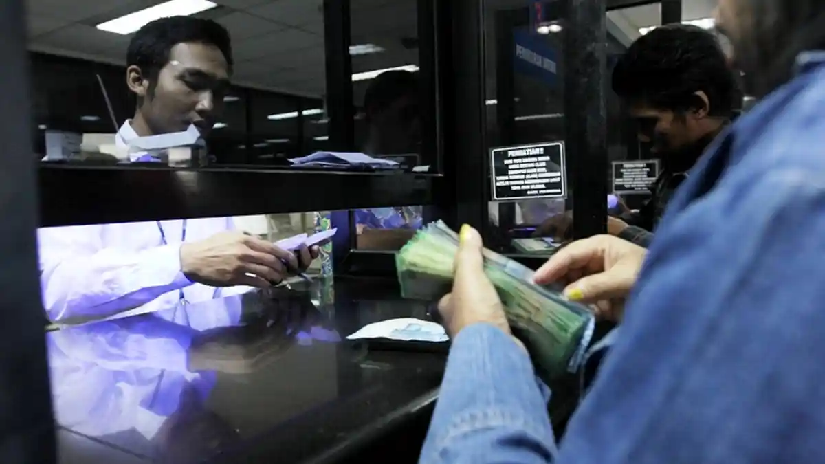 Mau Berlibur ke Luar Negeri? Hindari Layanan Money Changer di Tempat Wisata