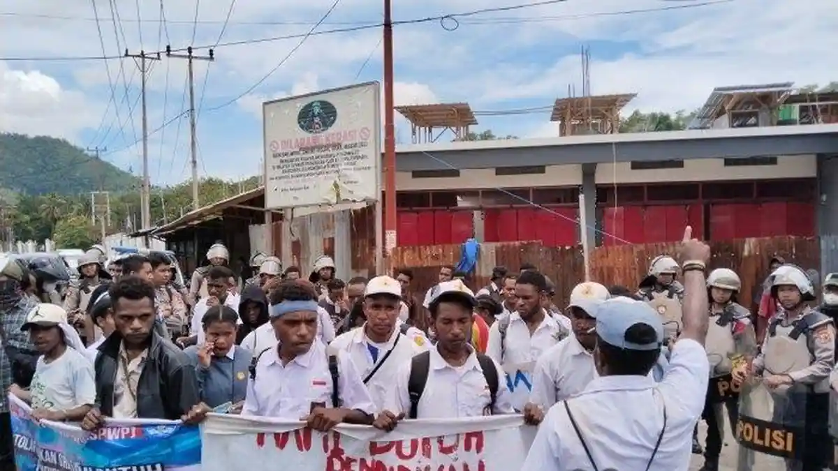 Pelajar di Papua Tolak Makan Bergizi Gratis, Minta Dialihkan ke Pendidikan Gratis