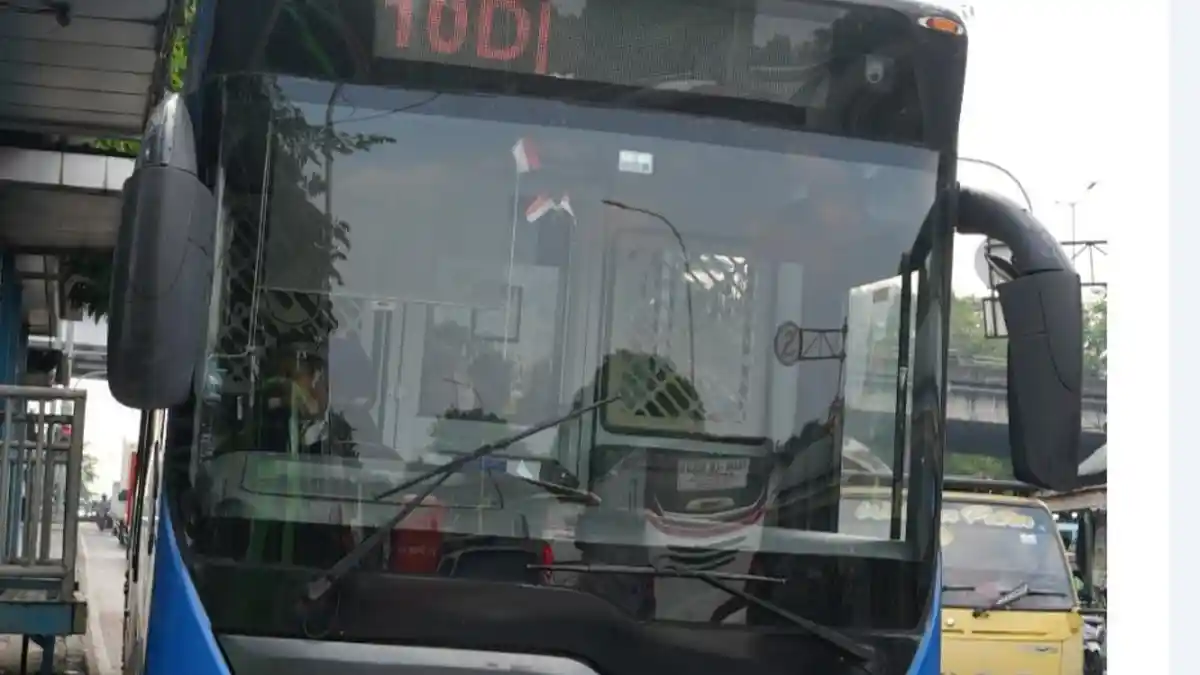 TransJakarta Hapus Rute 1N dan 10D per 1 Juli, Ini Jalur Penggantinya - Wartakotalive.com