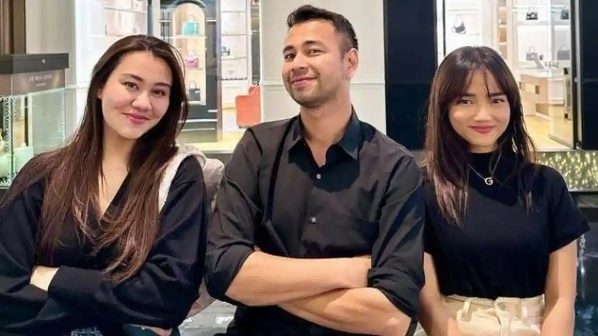 Fuji Akhirnya Ungkap Hubungannya dengan Aaliyah Massaid