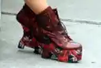 Sepatu Tantri Kotak